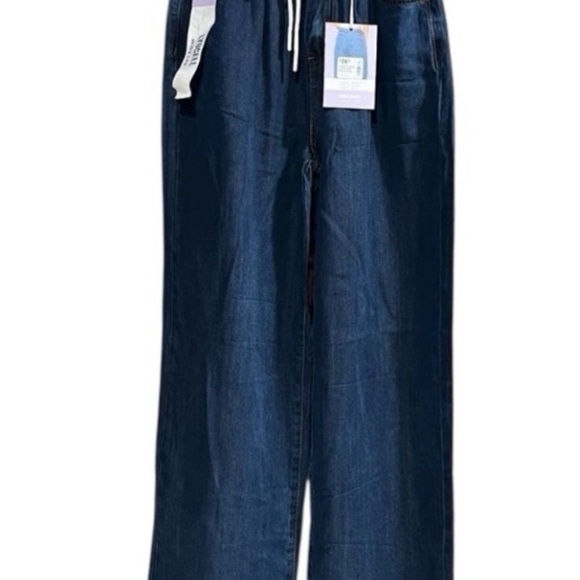 NWT Casual soft Wide-Leg Light Blue Denim Joggers - Picture 3 of 10